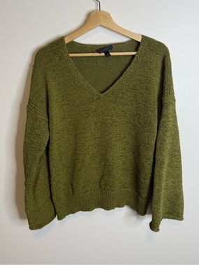 J. Crew Olive V-Neck Knit Pullover green size xxl